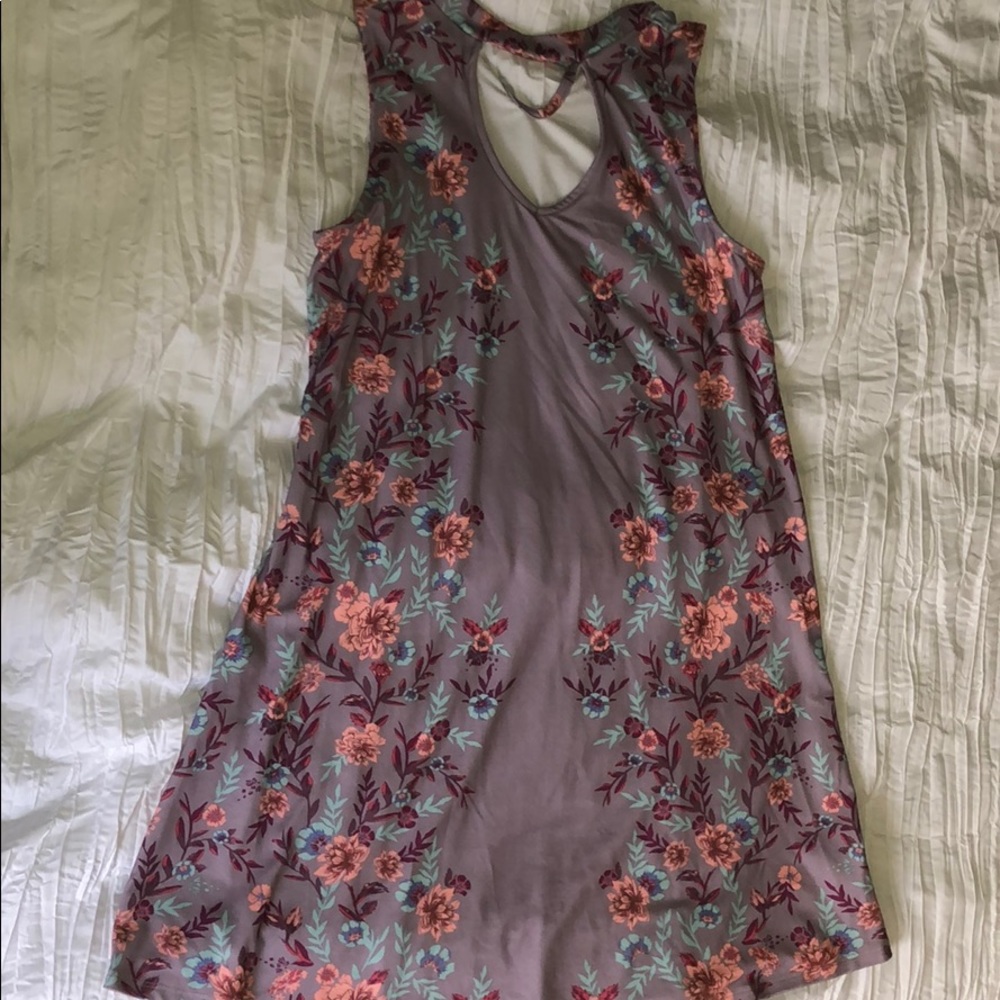 Dress (floral)
